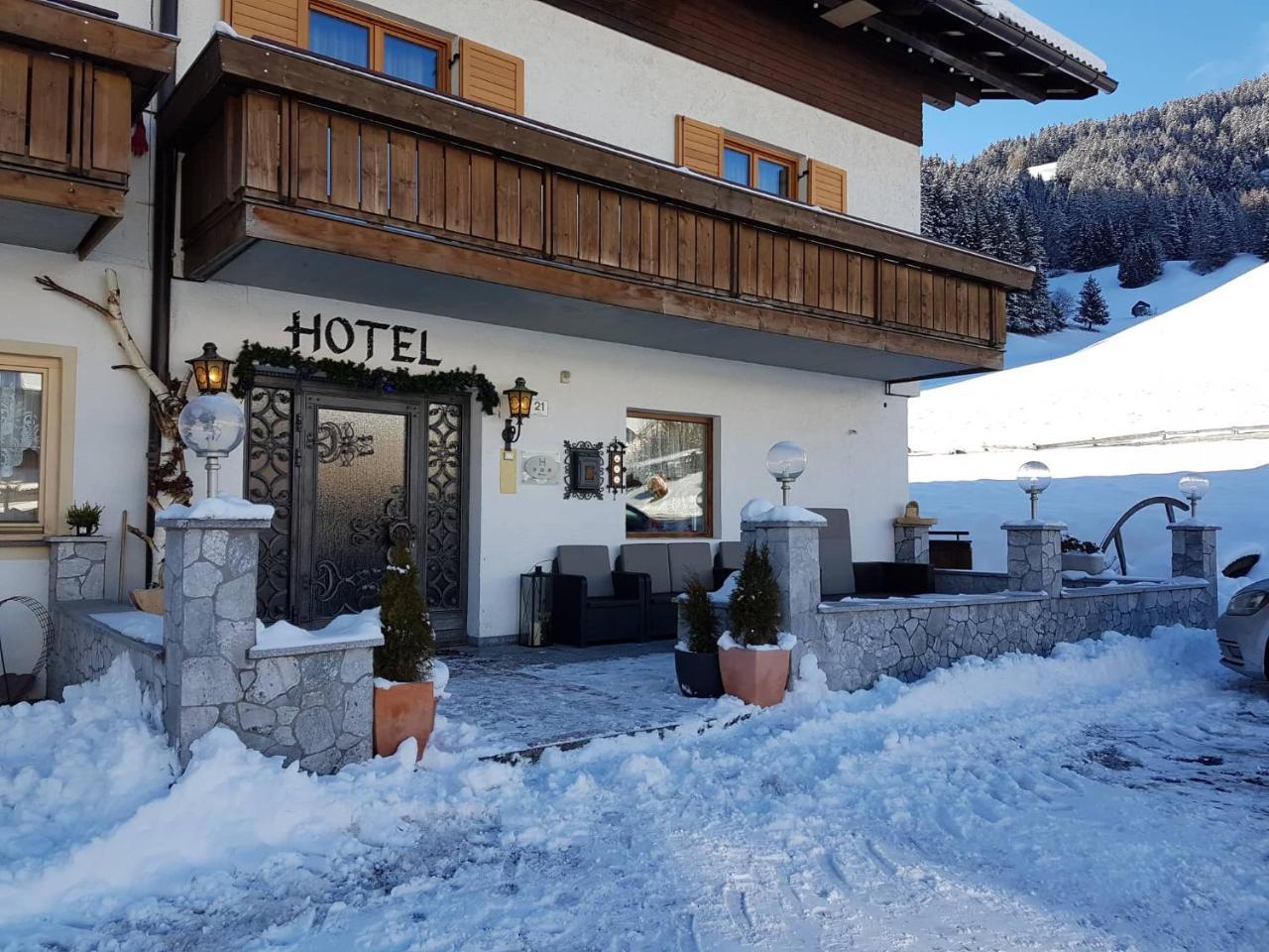 Hotel Silvesterhof 도비아코 외부 사진